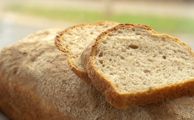 Łatwy chleb pszenny na zakwasie