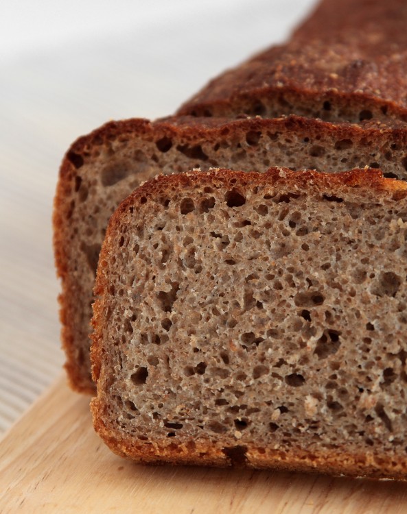 Chleb pszenno-żytni, na zakwasie